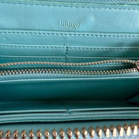 Indigo Floral Zip-Around Wallet Pastel Faux Leather Wristlet - Picture 7 of 8